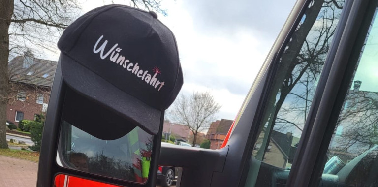 WhatsApp Image 2025-12-14 at 13.09.04