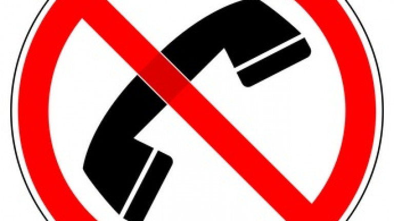 srr178 SignRoundRed - german - Verbotszeichen: Telefonhörer / Telefonieren verboten / Telefonierverbot - english - prohibition sign / no phone zone / take all phone calls outside - xxl g5078